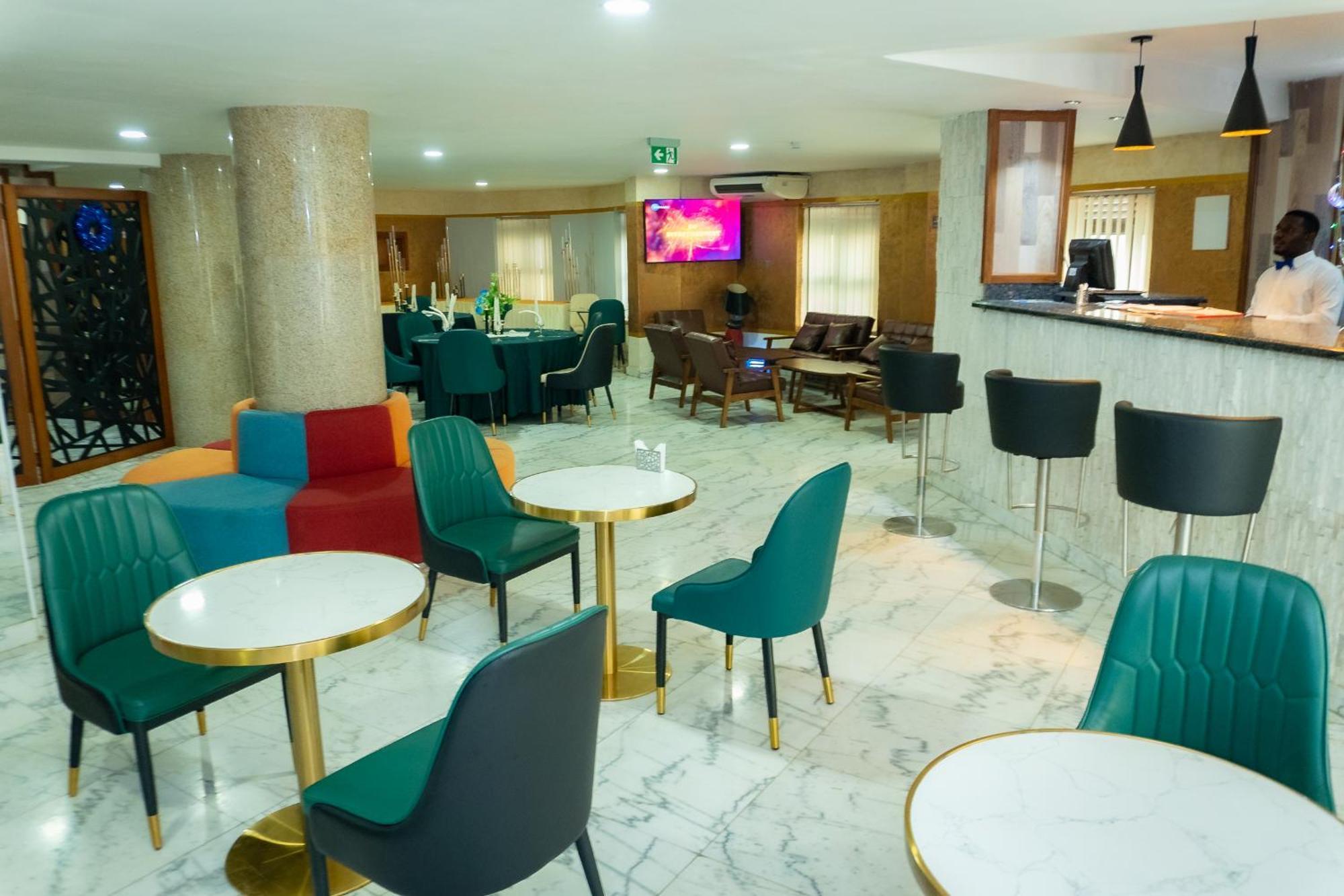 Hotel Le Figaro Ντουάλα Εξωτερικό φωτογραφία
